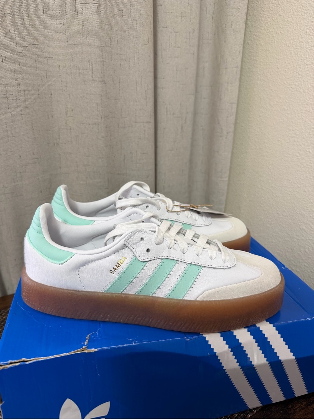 Adidas Originals Sambae J White Mint Gum Platform Sneakers Size 6 Youth - Picture 2 of 7